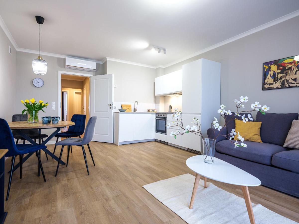 Tyzenhauz Suites Topolowa 克拉科夫 外观 照片